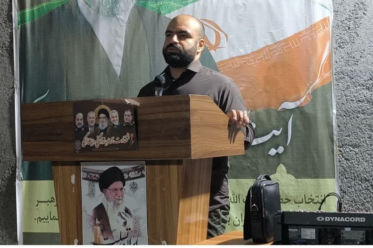 حضور ریاست بیمارستان بوعلی چادگان در تجمعات انقلابی مشهدکاوه