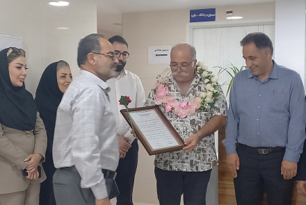 تجلیل از خیر نیک‌اندیش در تجهیز بانک خون بیمارستان بوعلی چادگان