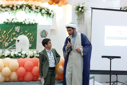 جشن باشکوه میلادحضرت زینب(س) و روز پرستار در بیمارستان بوعلی چادگان 